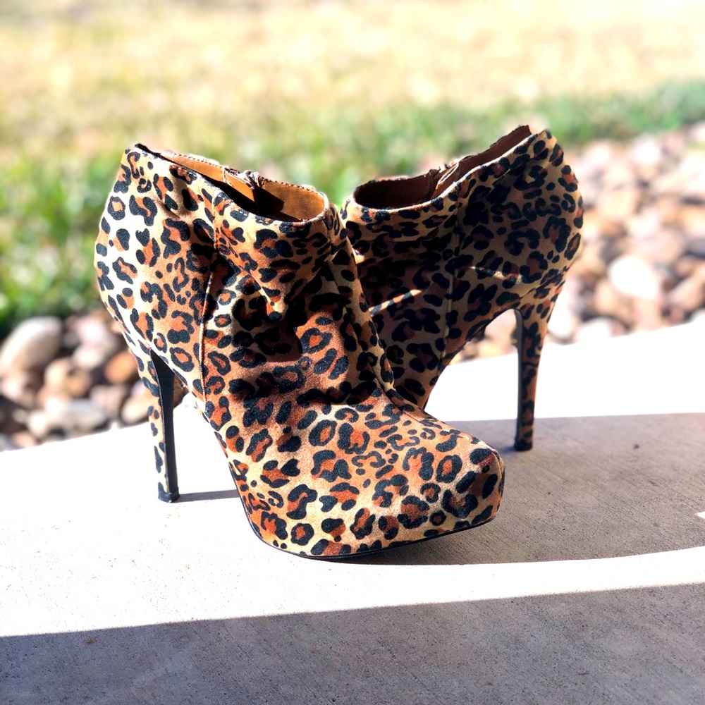 Leopard booties